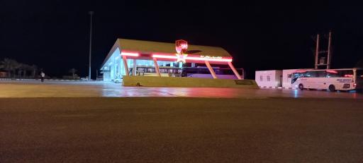 عکس پمپ بنزین و سی ان جی