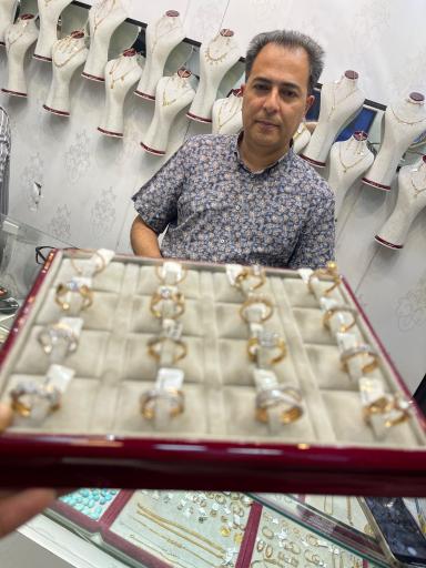 جواهری قانع