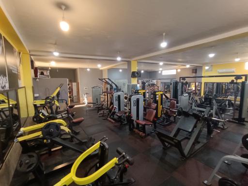 عکس باشگاه بدنسازی آرتمن 