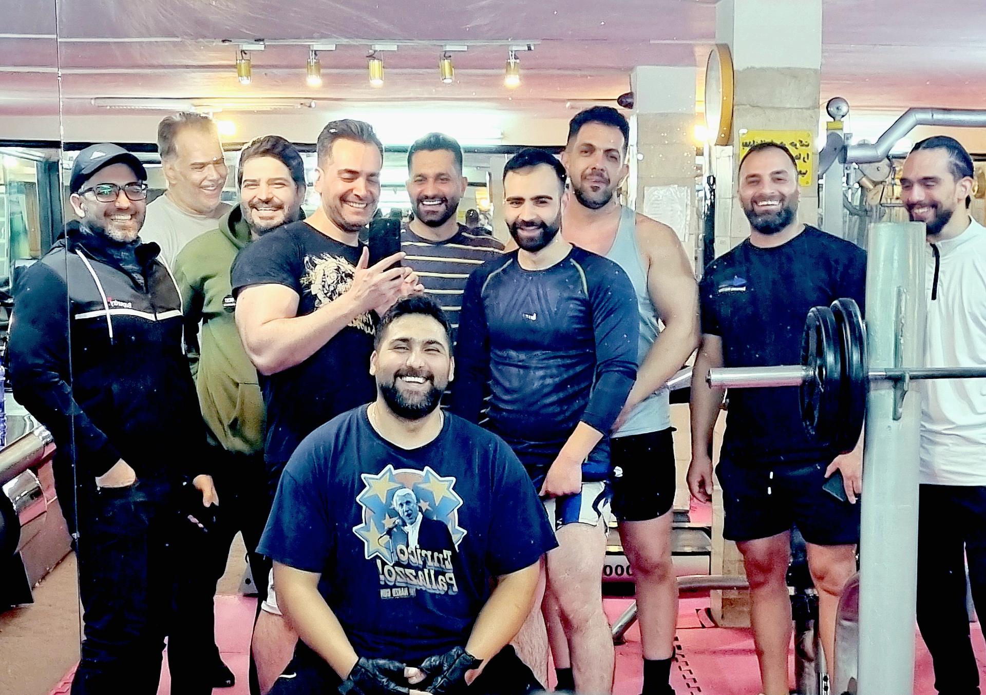 عکس باشگاه بدنسازی کشاورز