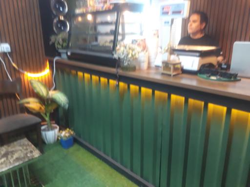 عکس مهر کریسپی