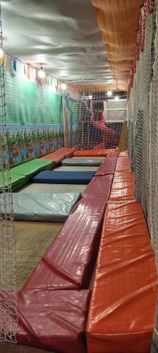 عکس مهد کودک و خانه بازی آلاله