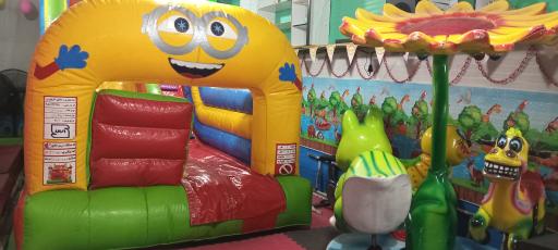 مهد کودک و خانه بازی آلاله