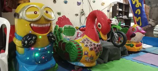 مهد کودک و خانه بازی آلاله