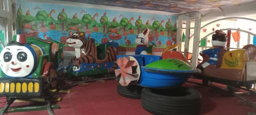 عکس مهد کودک و خانه بازی آلاله