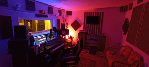 عکس سیگنال استودیو 