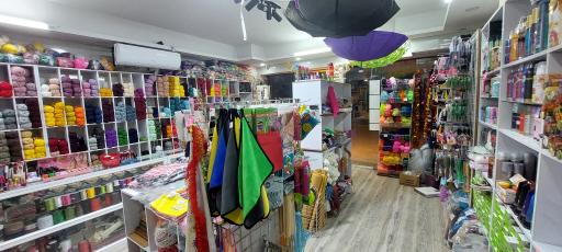 عکس فروشگاه کاموا و خرازی اطمینان