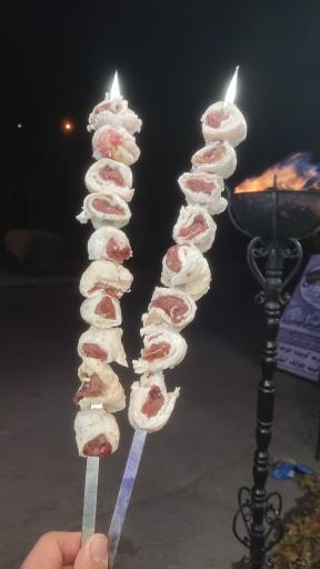 عکس رستوران کاج طلایی