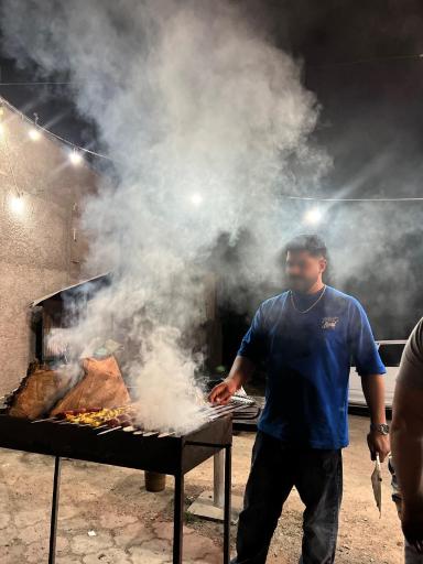 عکس رستوران کاج طلایی