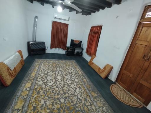بومگردی سرای فولادی