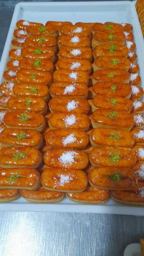 عکس شیرینی سرای شیرین کام