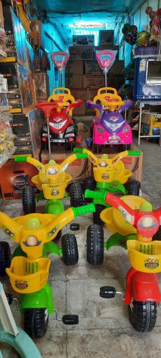 عکس اسباب بازی دیناروندی 