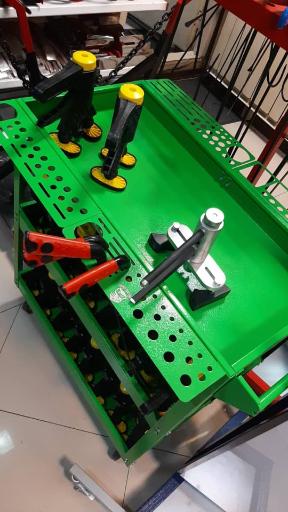 عکس صافکاری پی دی ار PDR مرکز تخصصی لمس جادویی Mtc