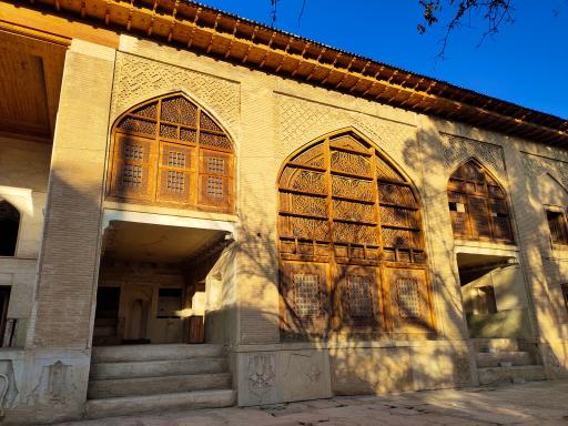 عکس دیوانخانه وکیل