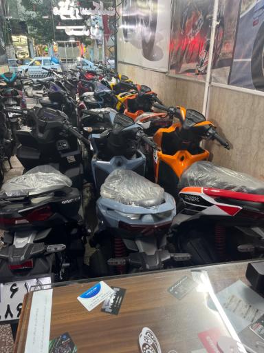 عکس موتورسیکلت صدیق