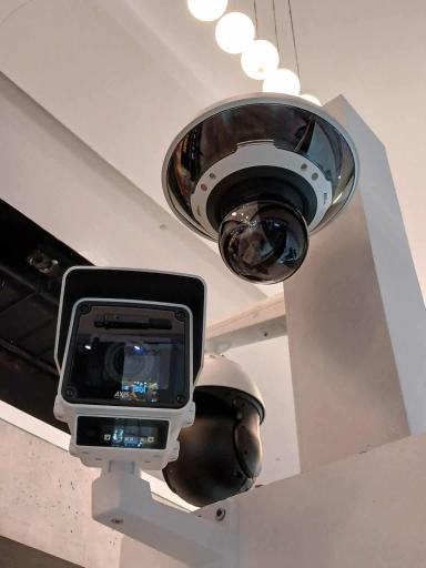 عکس خدمات دوربین مداربسته و دزدگیر اصفهان 