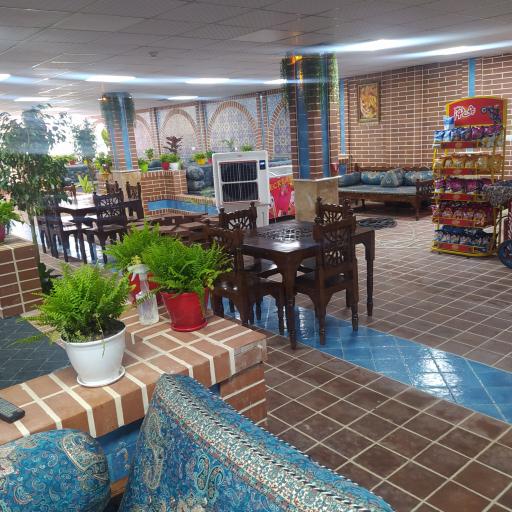 عکس سرای سنتی فردوس