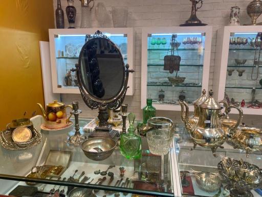 عکس کیان آنتیک گالری