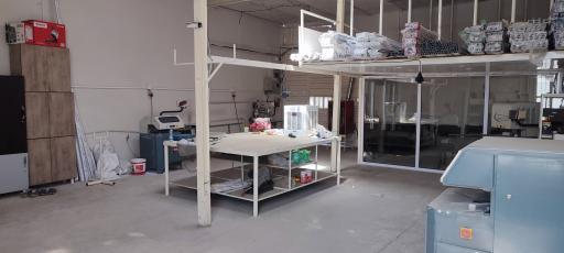 عکس پنجره دوجداره وین لند