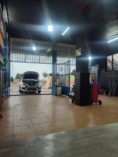 عکس تعمیرگاه تخصصی شاه کرمی 