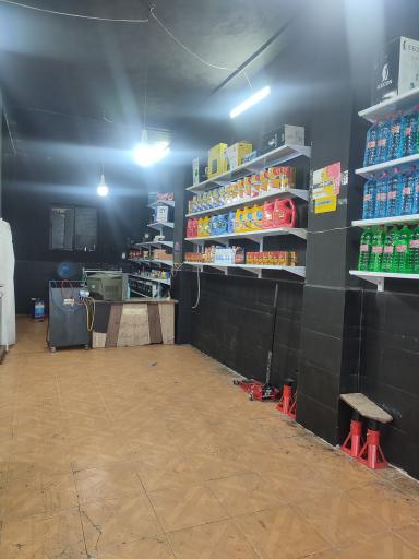 عکس تعمیرگاه تخصصی شاه کرمی 