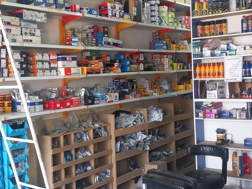 عکس مجتمع خدمات خودرویی و تعویض روغن پاسارگاد