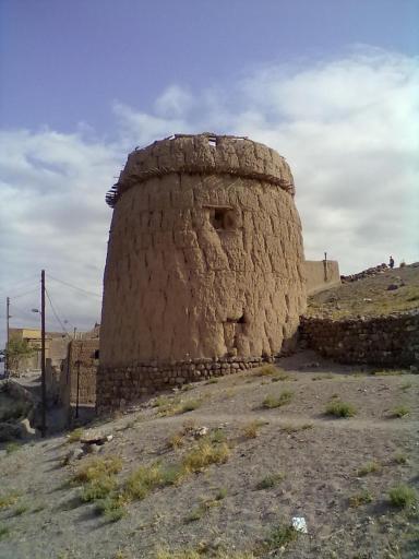 عکس برج تاریخی خلجان