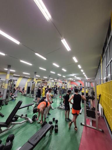 عکس باشگاه کوی دانشگاه تهران