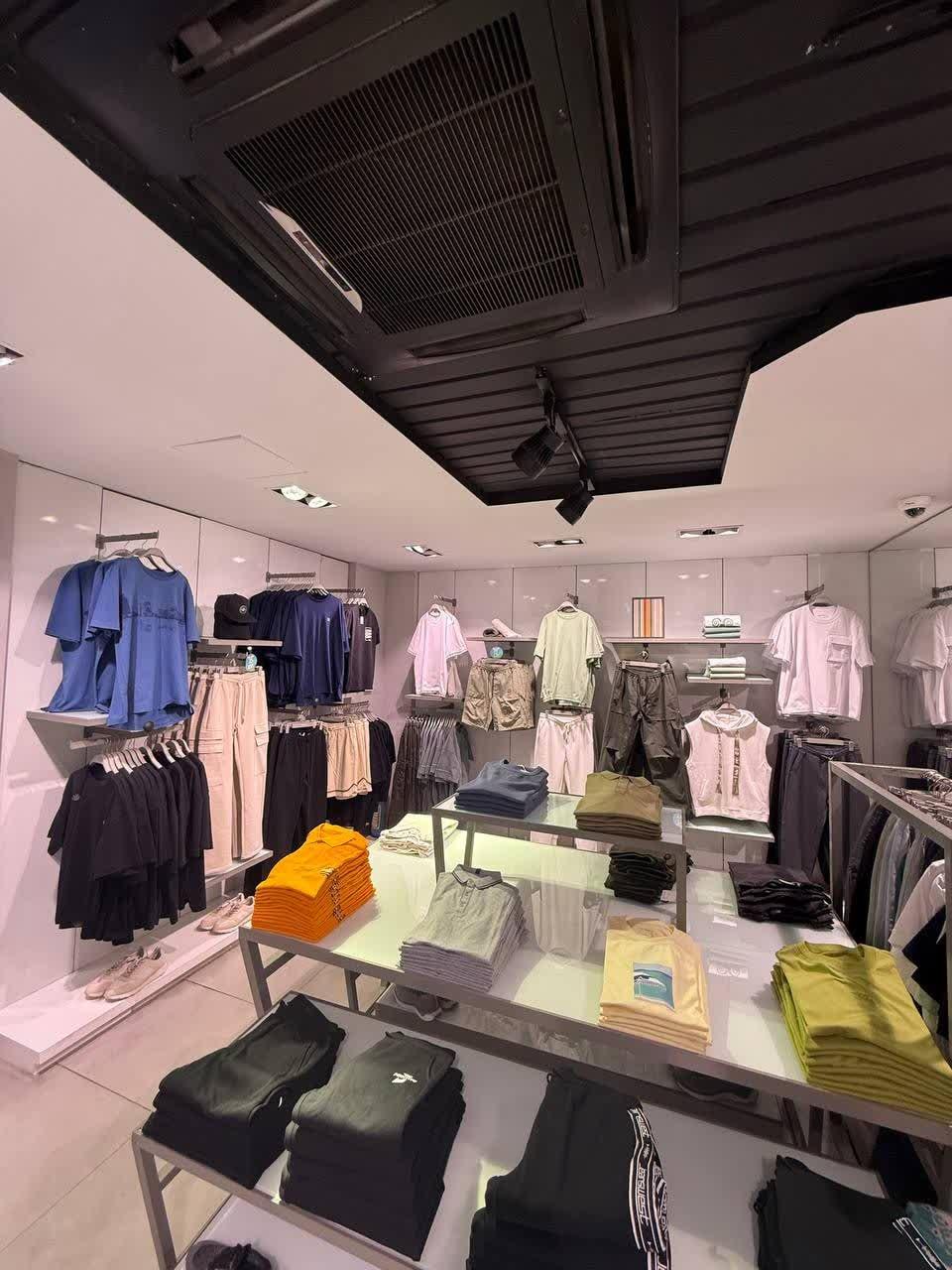 عکس جین وست شعبه کاووسیه