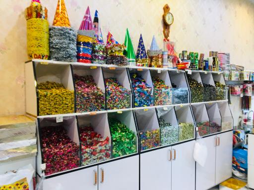 عکس شیرینی سرای درخشان