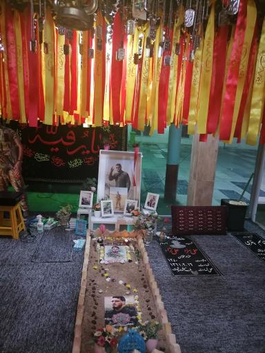 عکس مزار شهید مجتبی برسنجی