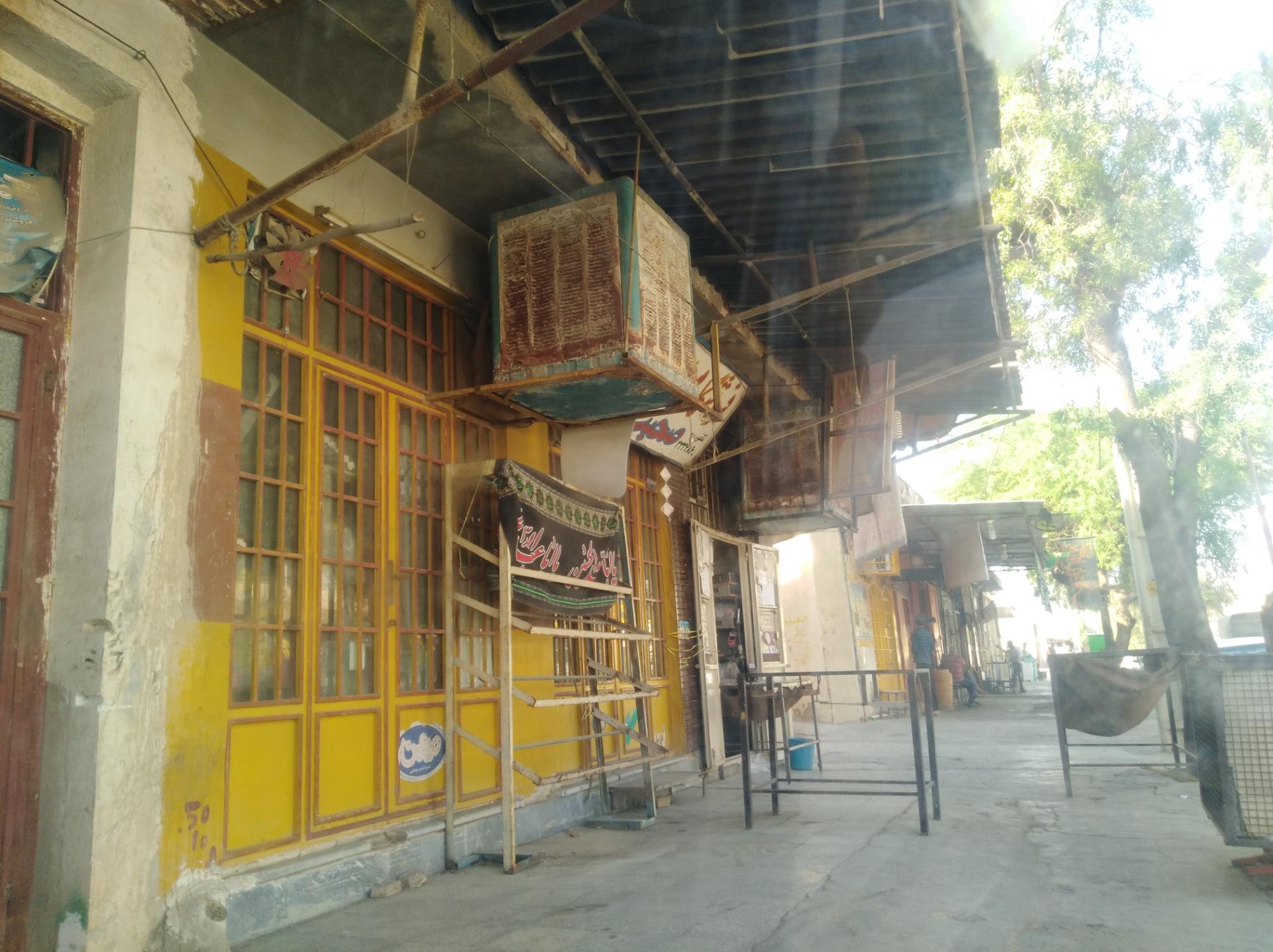 عکس سوپر مارکت صحبت