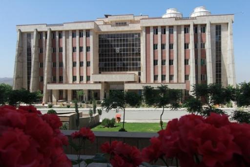 عکس دانشکده علوم انسانی