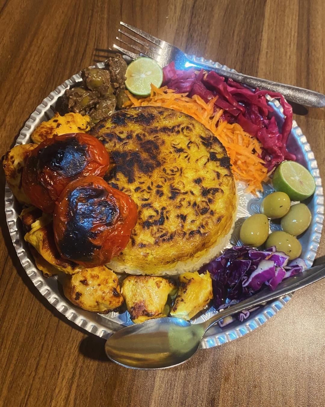 عکس کافه رستوران شب نشین