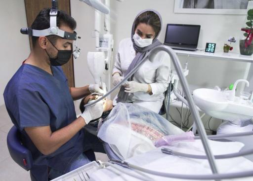 عکس دندانپزشکی دکتر مهتری