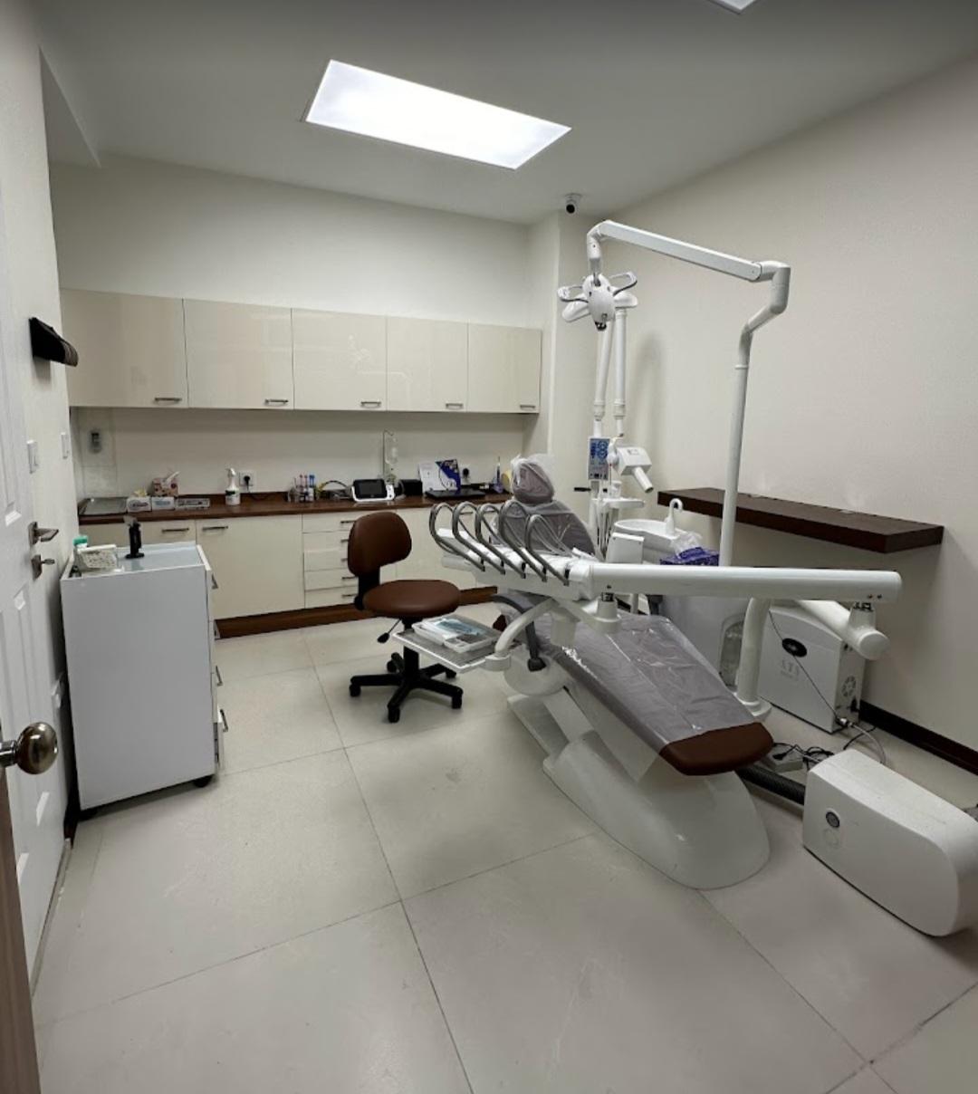 عکس دندانپزشکی دکتر مهتری