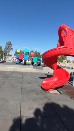 عکس پارکینگ بوستان ملت