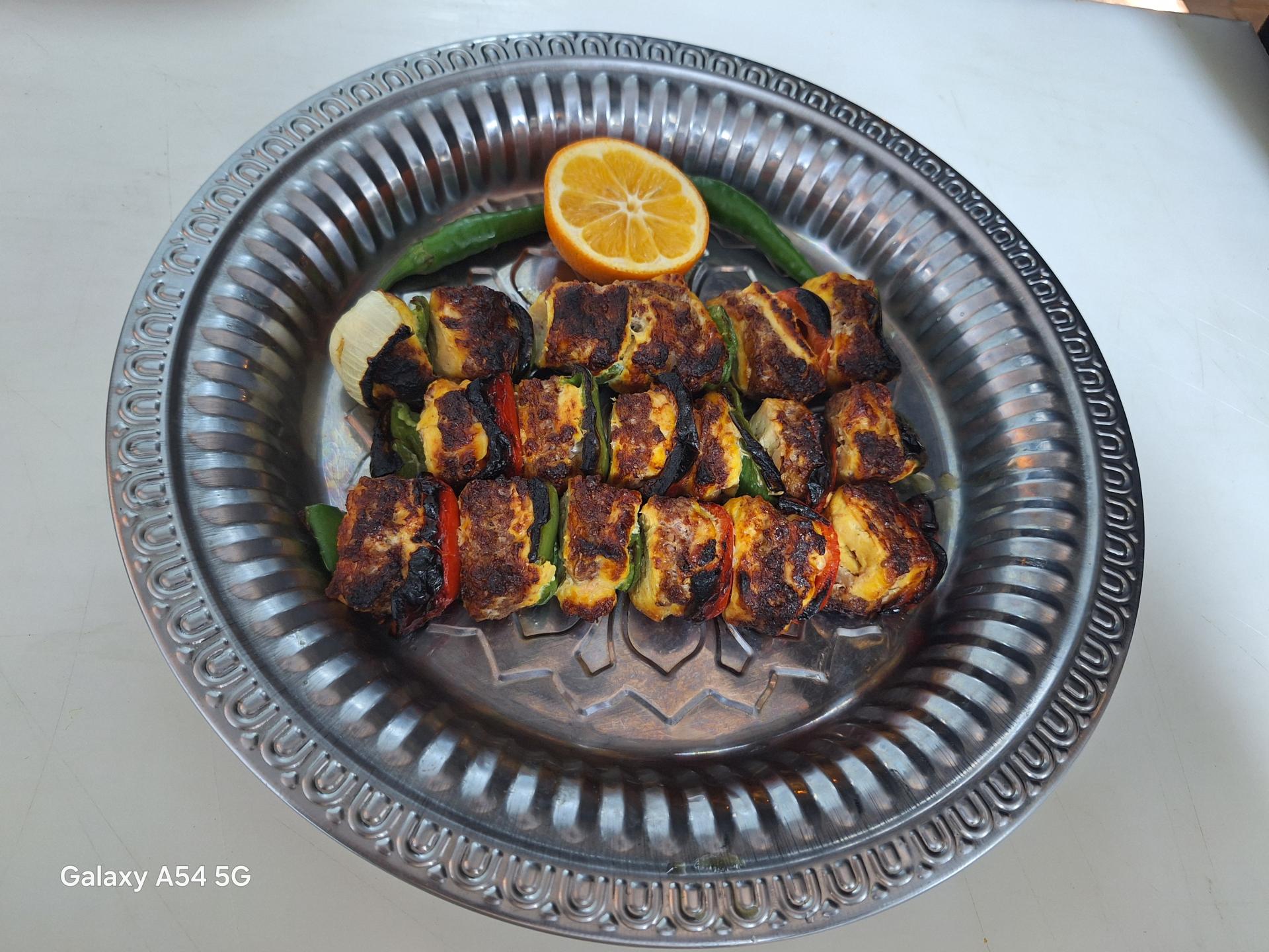 عکس تهیه غذای مدرن