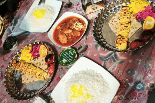 عکس اقامتگاه و رستوران پسران یدالله