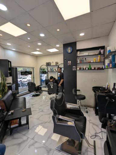 عکس آرایشگاه مردانه سپهر 