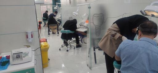 کلینیک دندانپزشکی آکام