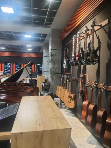 عکس پیانو رهاوی