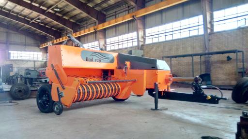 عکس گروه صنعتی بادران 