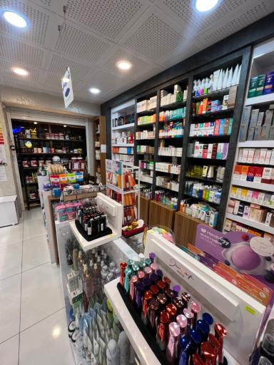 عکس داروخانه دکتر کرباسی زاده