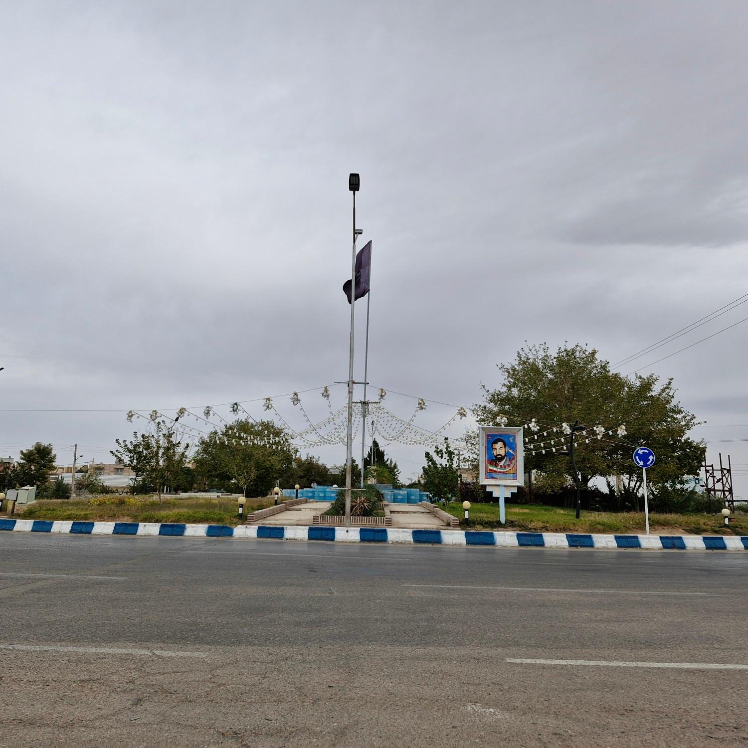 عکس میدان بسیج