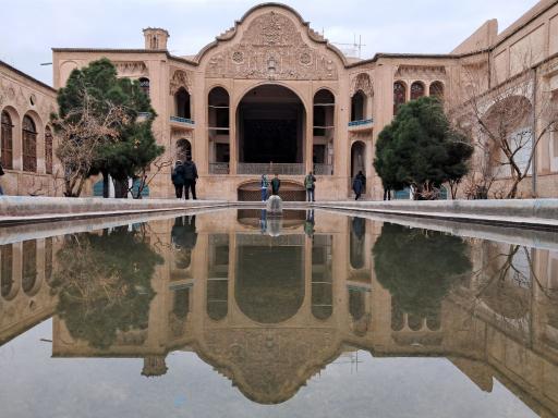 عکس خانه تاریخی بروجردی ها