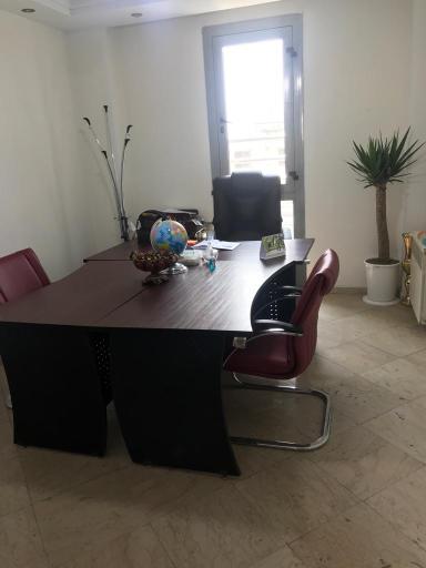 عکس کارگزاری پارسا