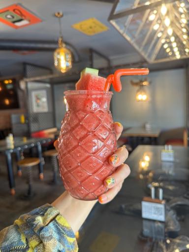 عکس کافه‌‌ و رستوران‌ دلفان