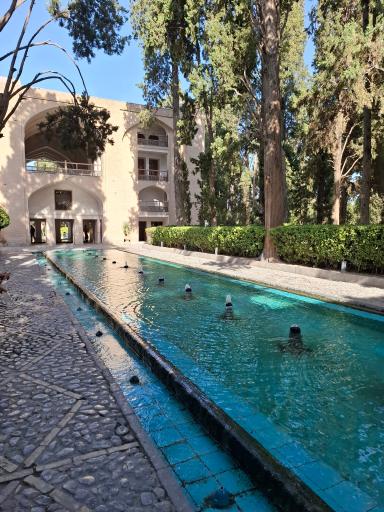 عکس خانه تاریخی بروجردی ها