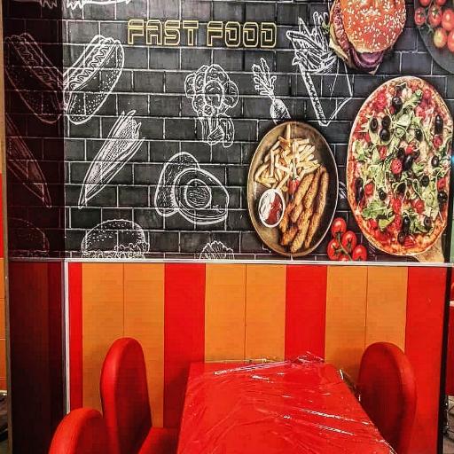 عکس خانه پیتزا